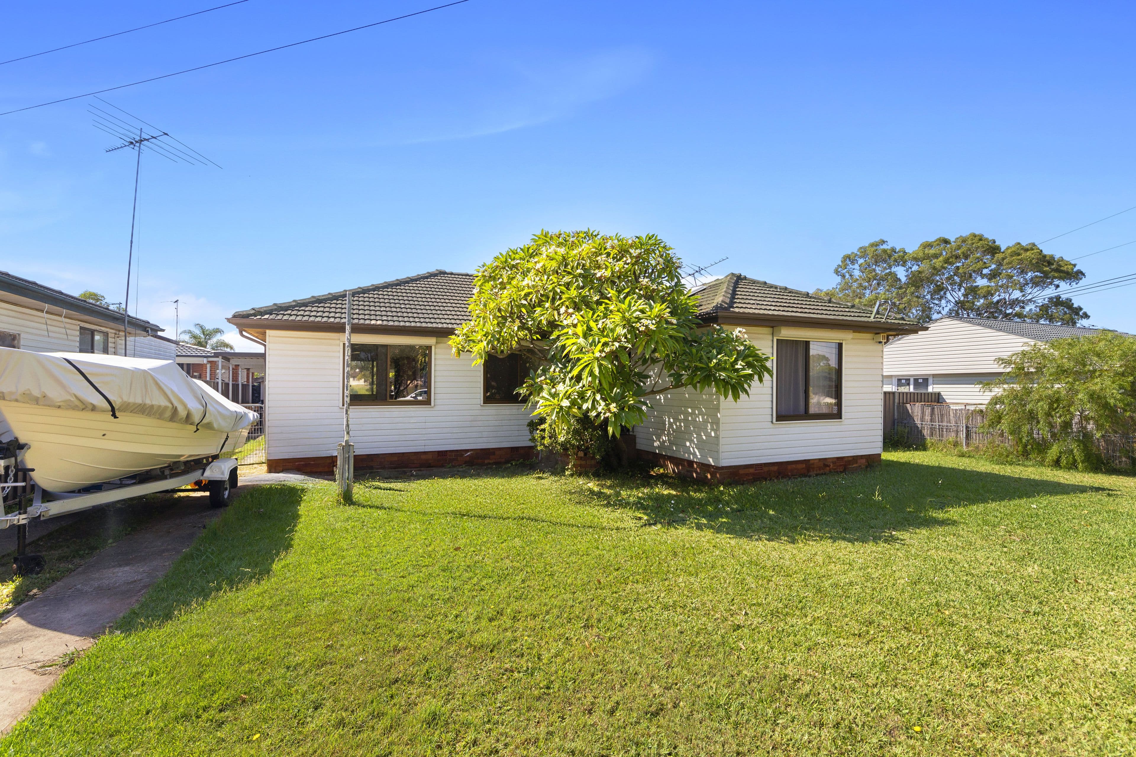 21 Kendee Street, Sadleir NSW 2168, Sadleir - Image 1