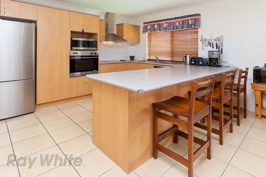 9 Alfred Place, SPRINGFIELD LAKES QLD 4300, Springfield Lakes - Thumbnail 3