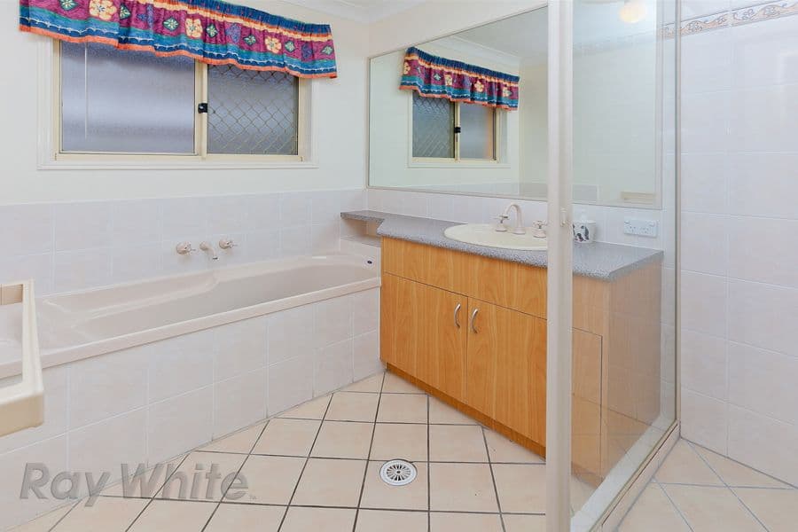 9 Alfred Place, SPRINGFIELD LAKES QLD 4300, Springfield Lakes - Thumbnail 5