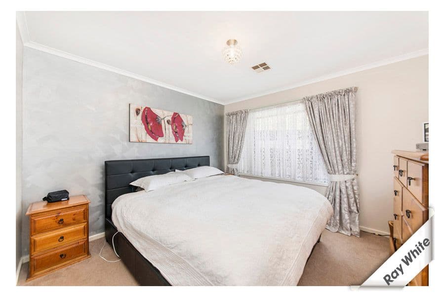 18 Griffiths Street, HOLT ACT 2615, Holt - Thumbnail 8