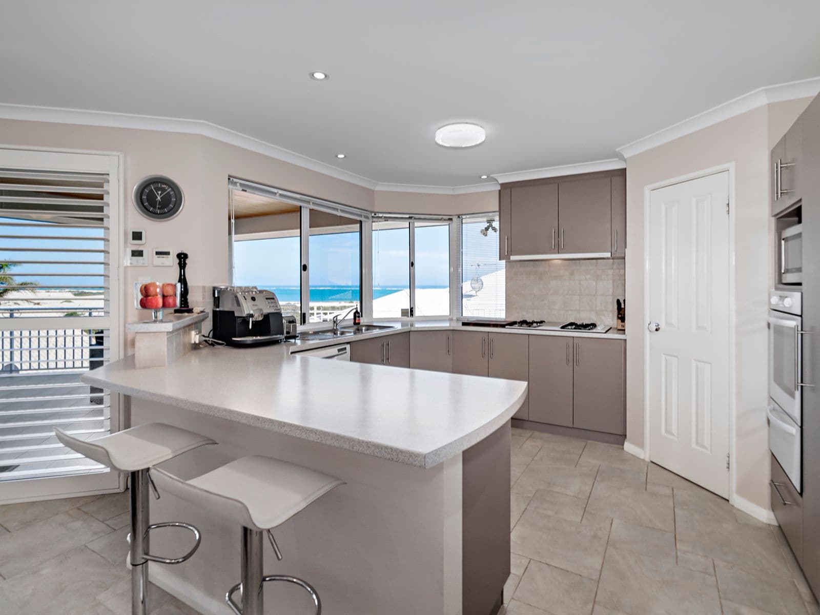 46 Bellimos Drive, Wandina WA 6530, Wandina - Thumbnail 7