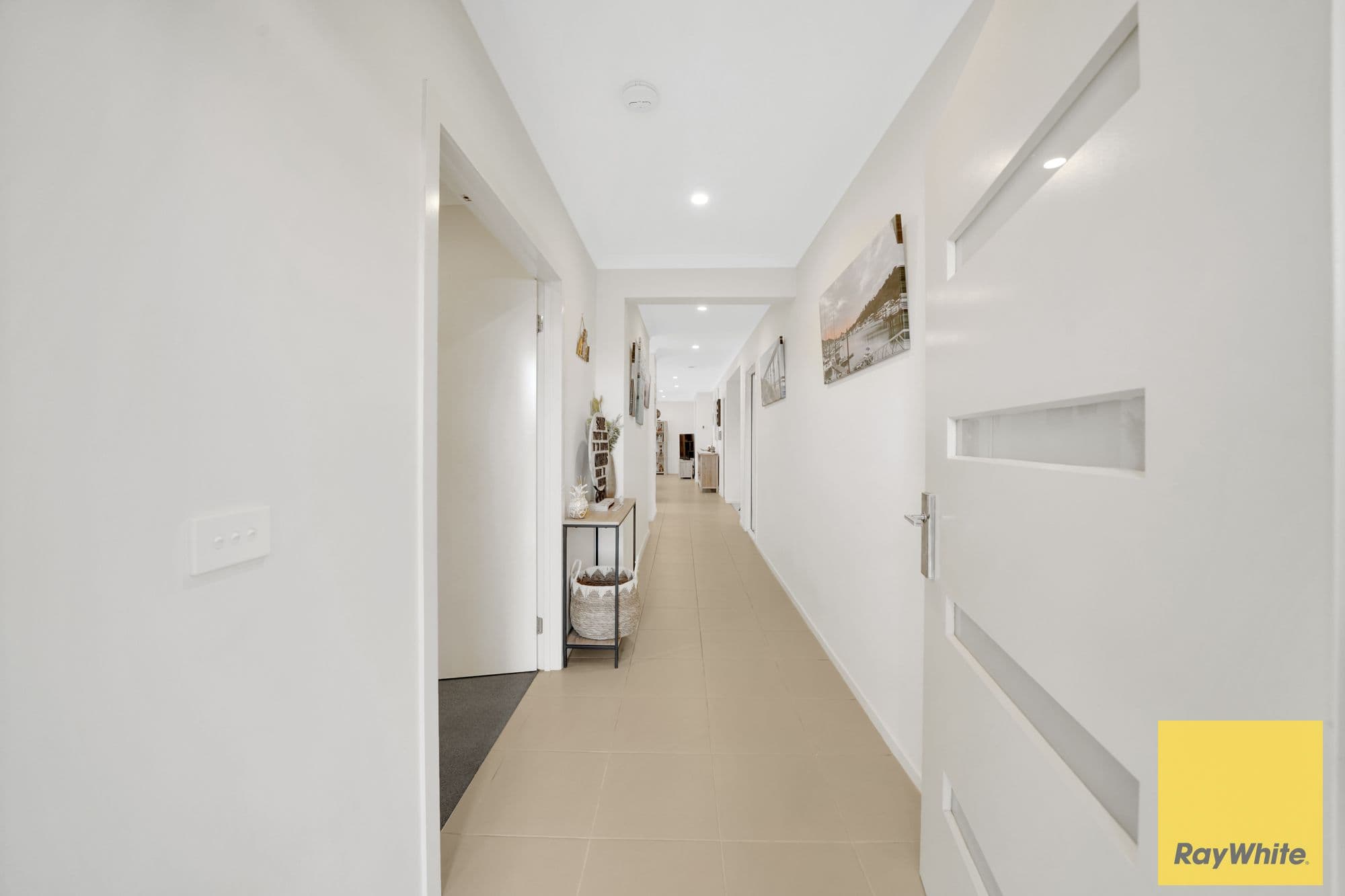 18 Horsetail Avenue, Truganina VIC 3029, Truganina - Thumbnail 3
