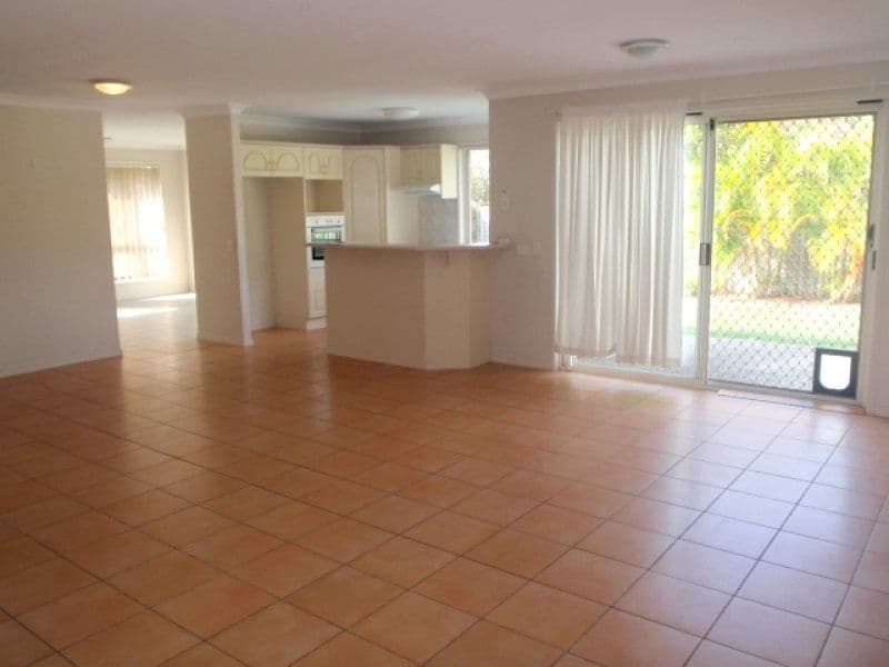 6 Chelmsford Place, PARKWOOD QLD 4214, Parkwood - Thumbnail 4