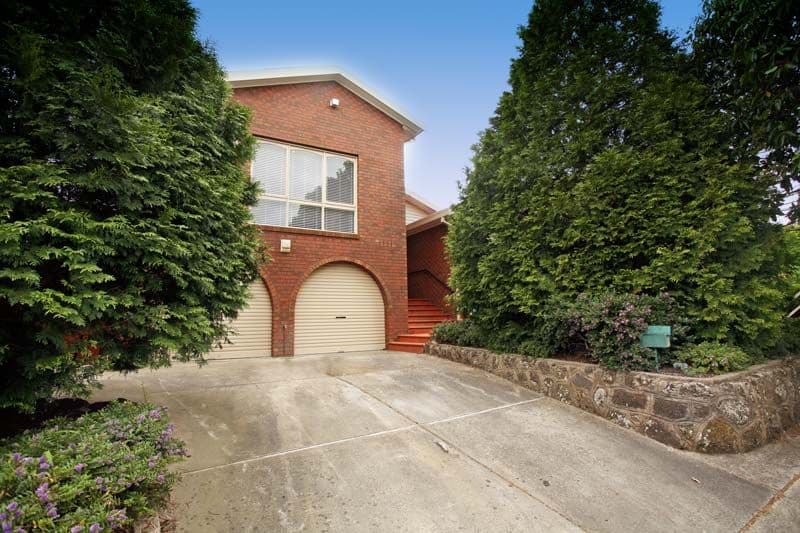 17 Rostella Court, WHEELERS HILL VIC 3150, Wheelers Hill - Image 1