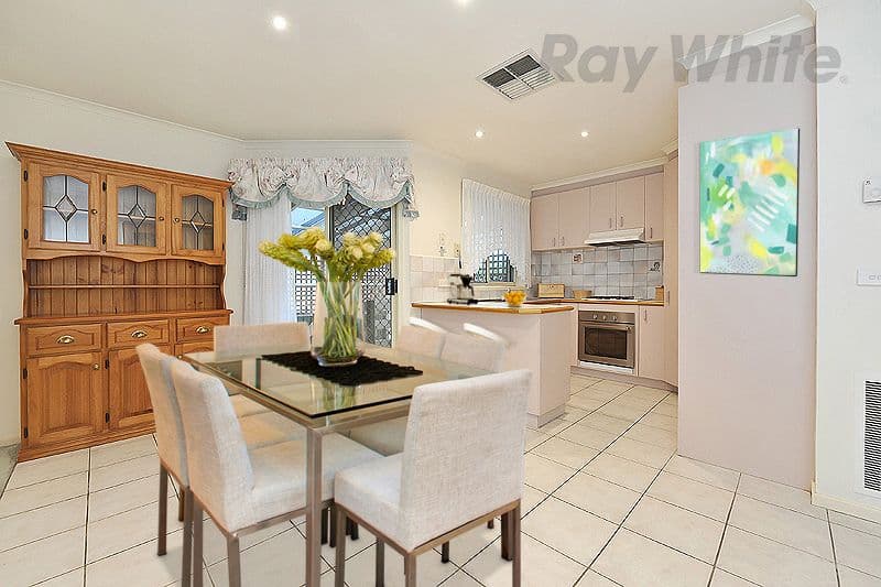 3 Romeo Court, Mill Park VIC 3082, Mill Park - Thumbnail 3