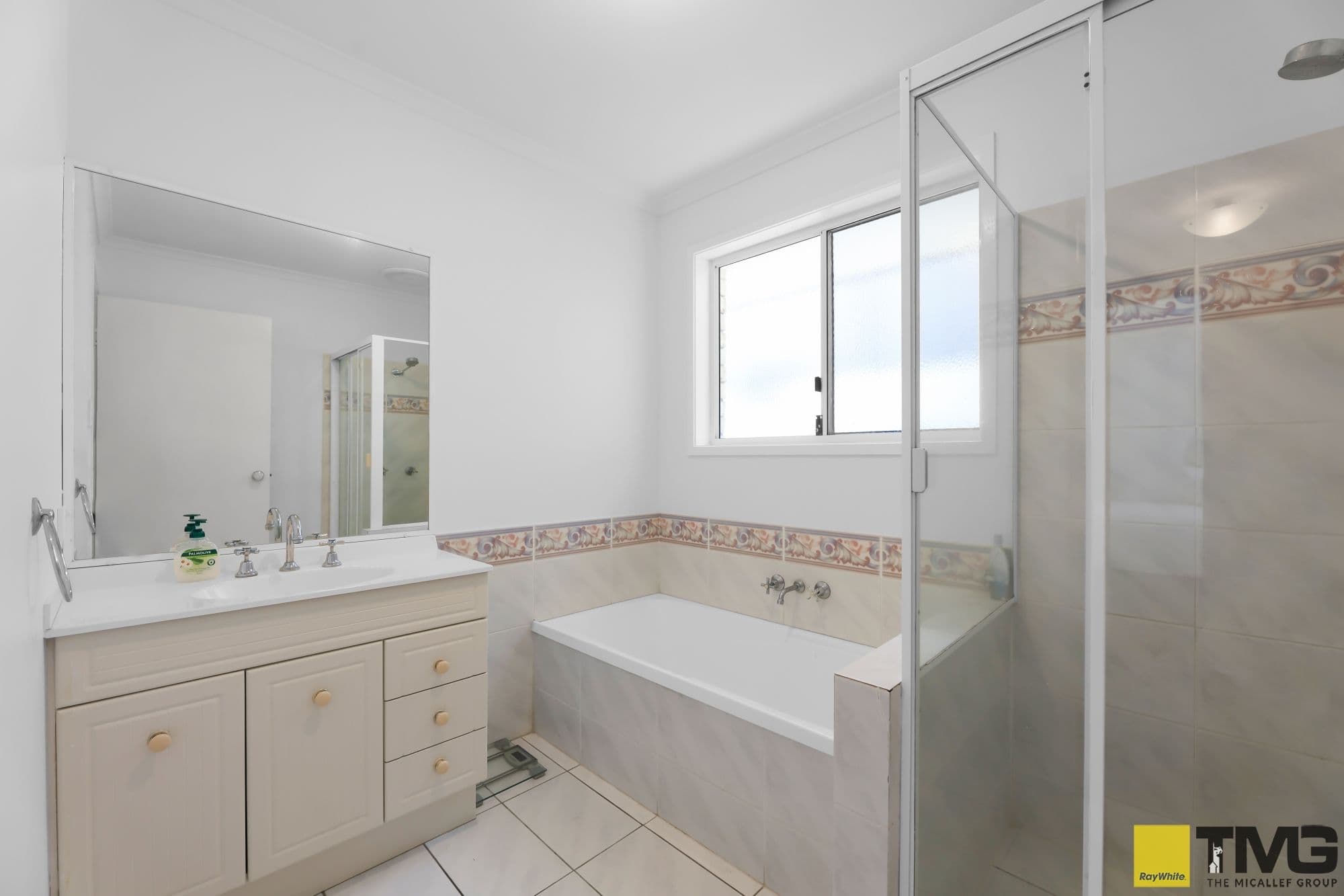 17 Stockman Crescent, Mudgeeraba QLD 4213, Mudgeeraba - Thumbnail 7