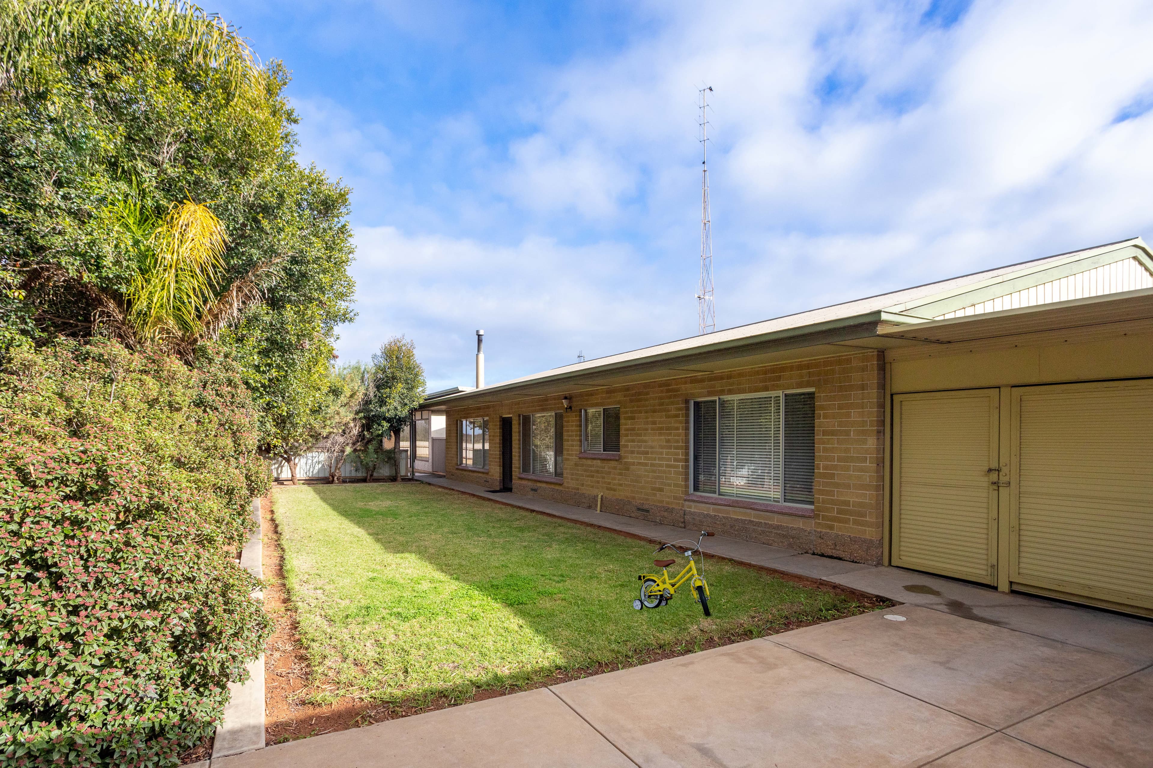 865 Old Sturt Highway, Glossop SA 5344, Glossop - Image 1