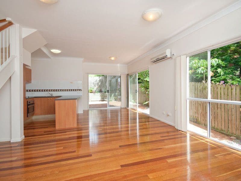 17 Alexandra Avenue, TARINGA QLD 4068, Taringa - Thumbnail 5