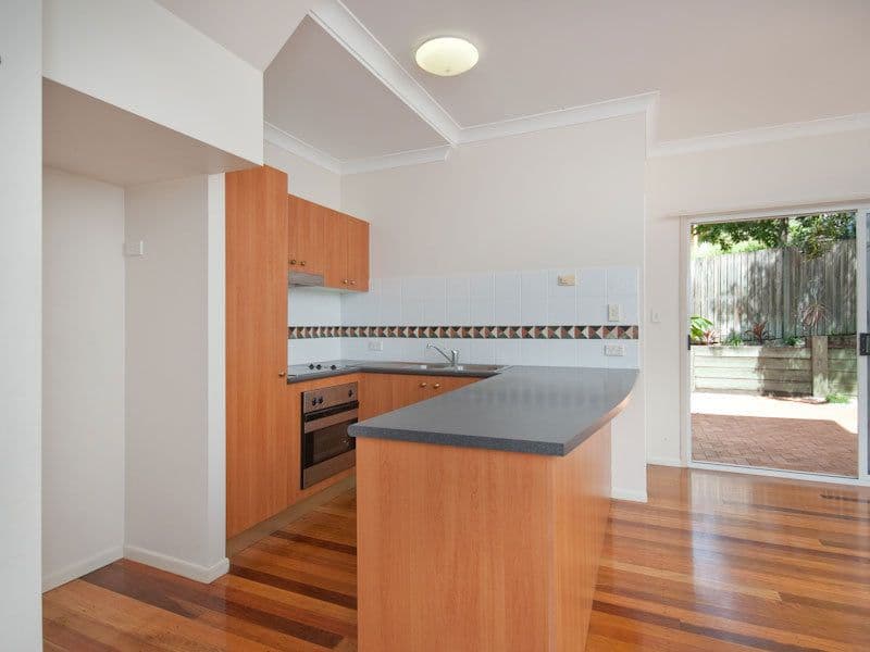 17 Alexandra Avenue, TARINGA QLD 4068, Taringa - Thumbnail 6