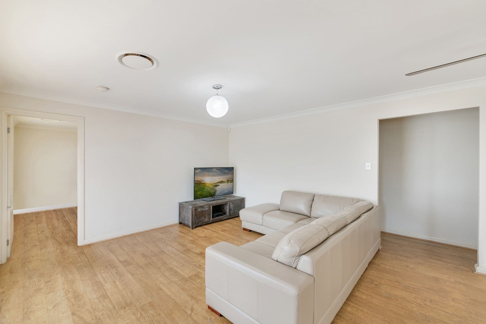 11 Valerie Street, Tahmoor - Thumbnail 3