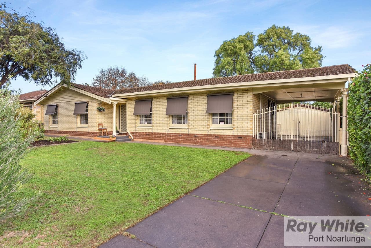 33 Kentwood Road, Morphett Vale SA 5162, Morphett Vale - Image 1