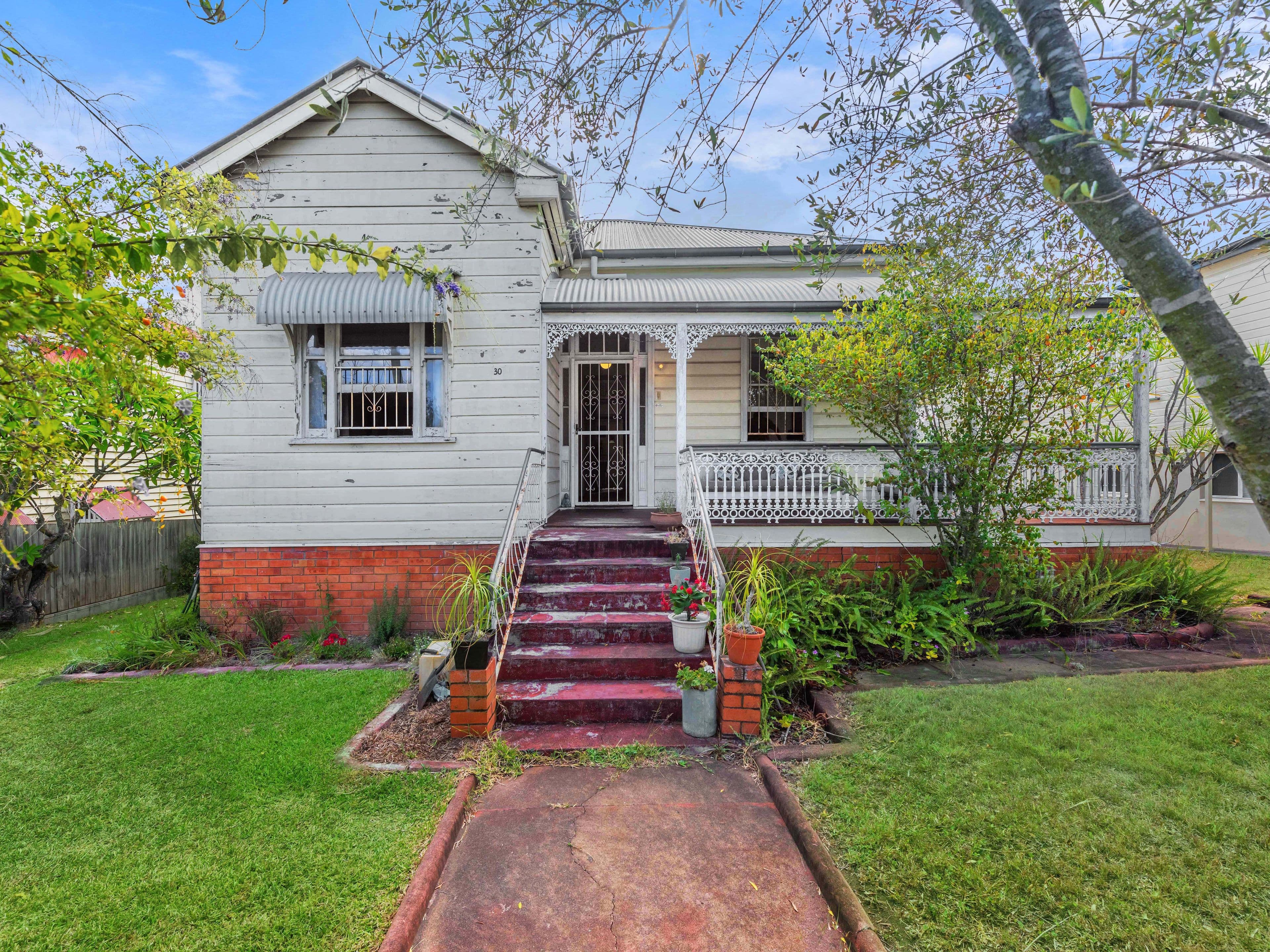 30 Lindon Street, Dutton Park QLD 4102, Dutton Park - Image 1