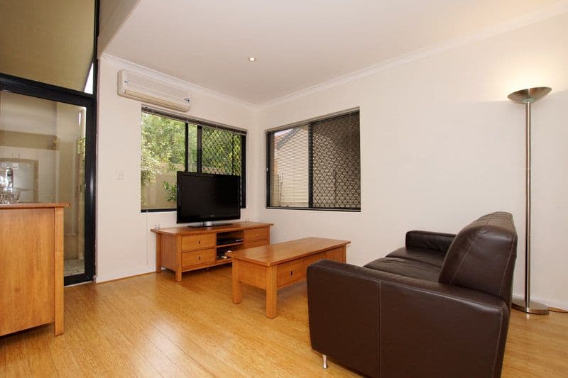 386 Stirling Street, HIGHGATE WA 6003, Highgate - Thumbnail 3