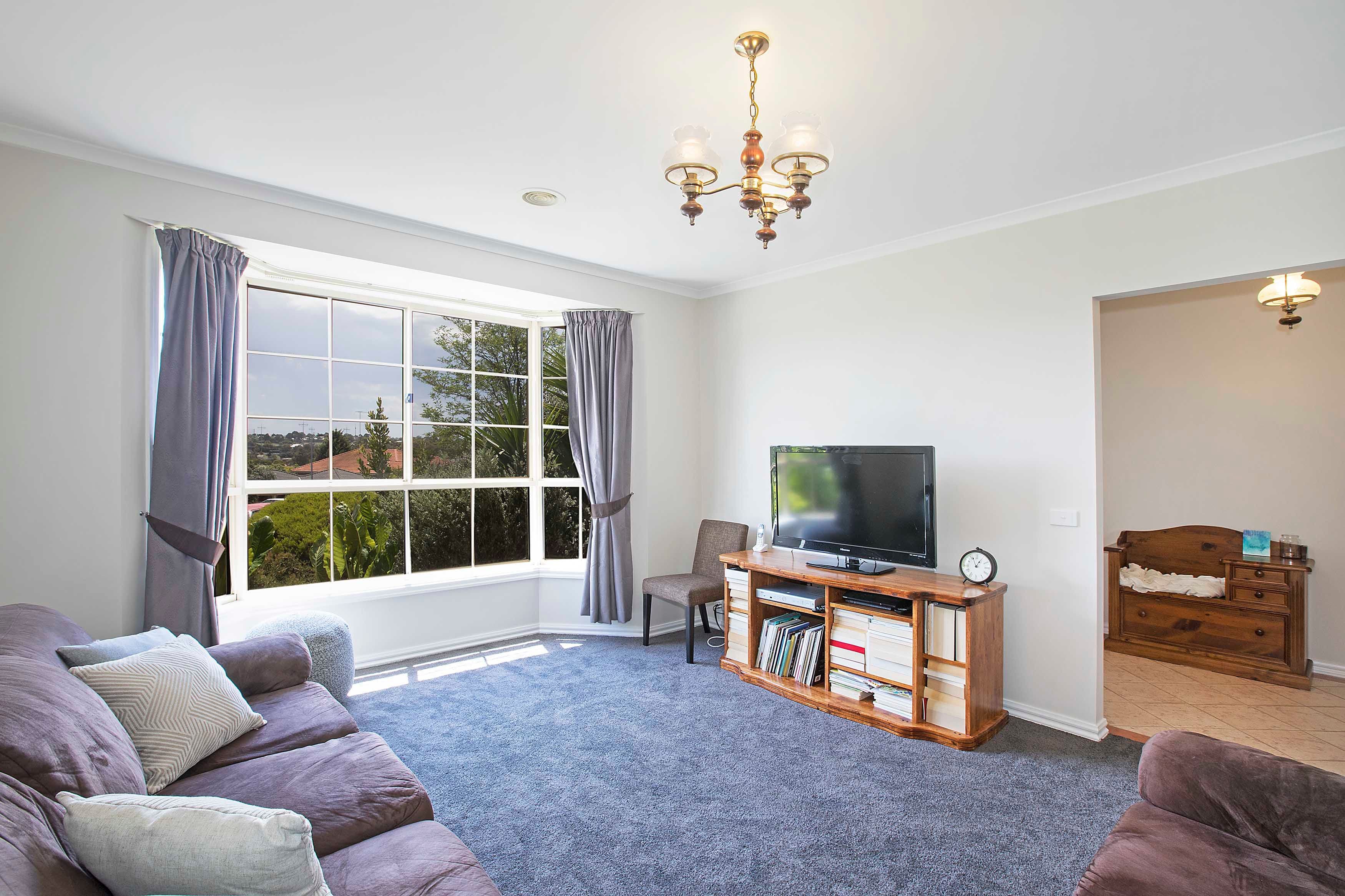 7 Hyatt Court, Grovedale VIC 3216, Grovedale - Thumbnail 2