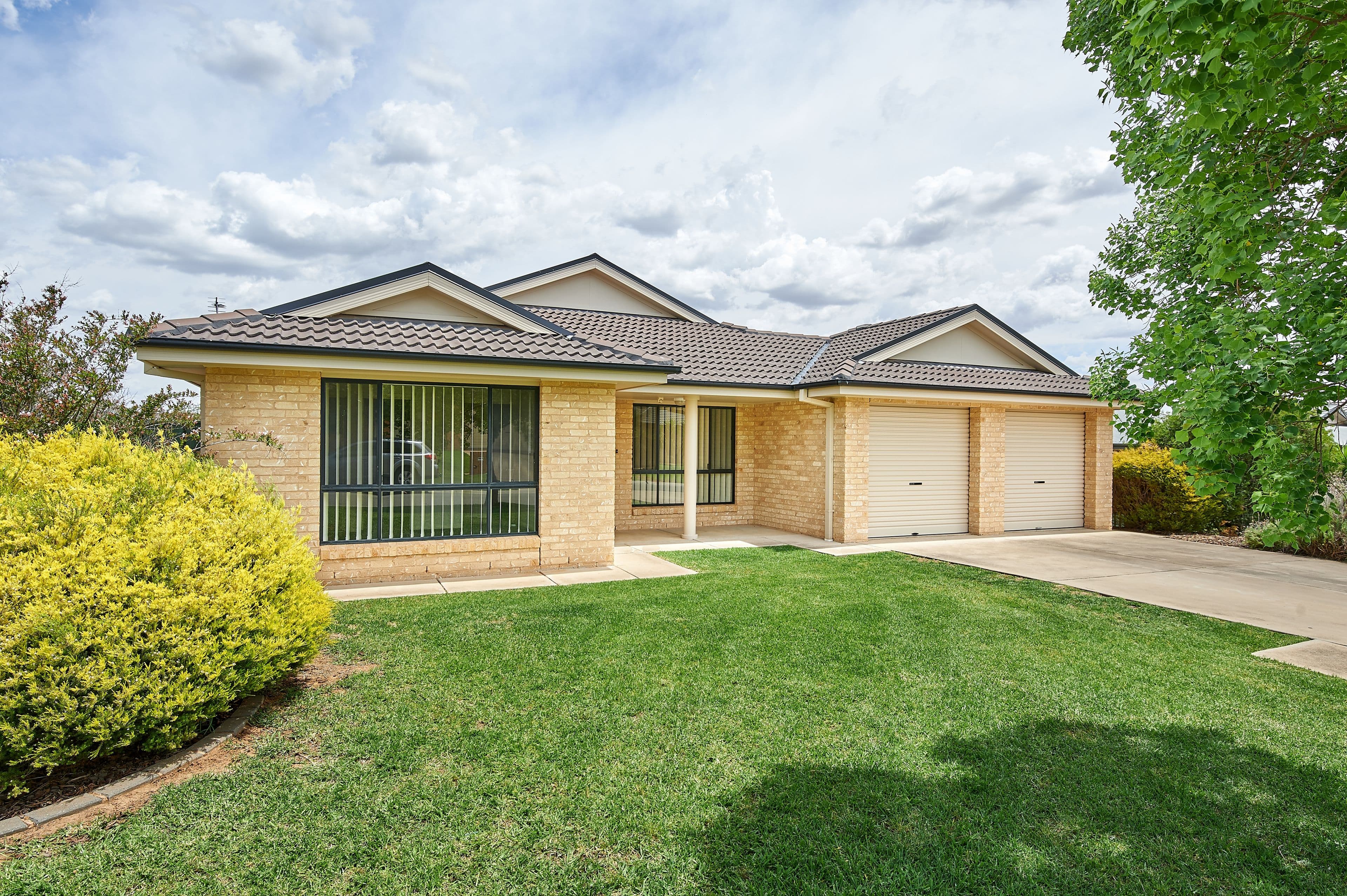 11 Protea Place, Forest Hill - Image 1