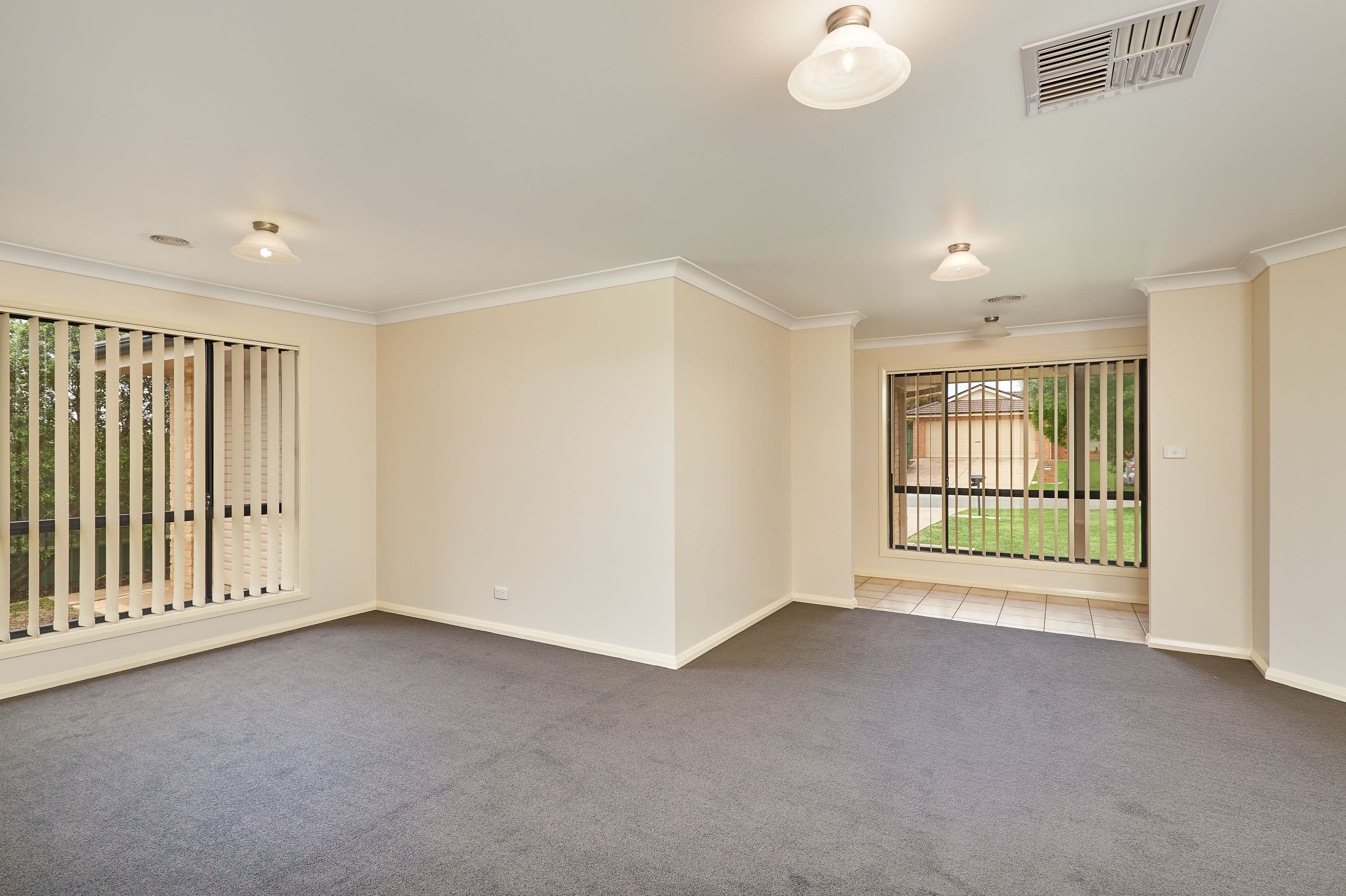 11 Protea Place, Forest Hill - Thumbnail 3