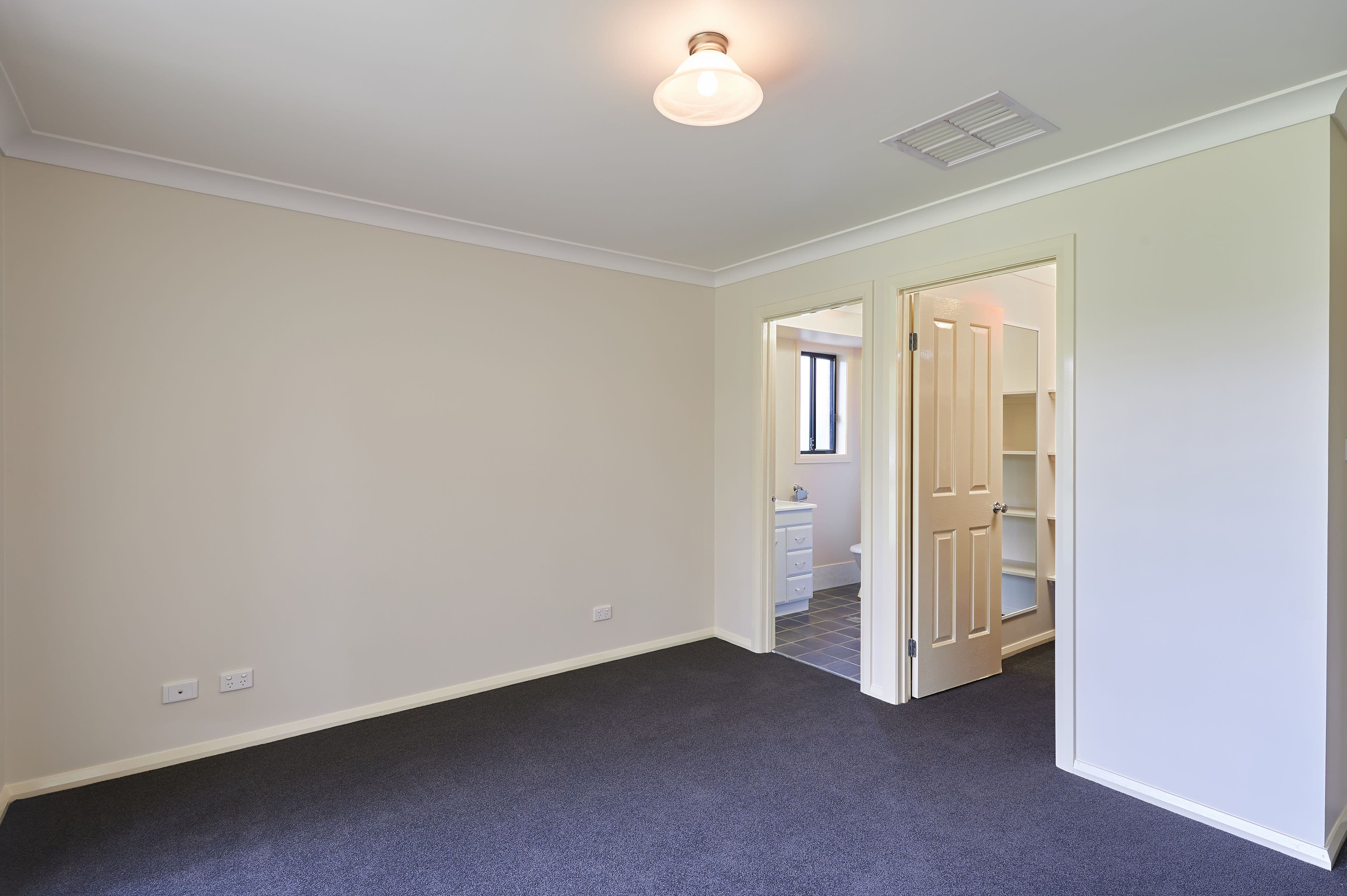 11 Protea Place, Forest Hill - Thumbnail 4