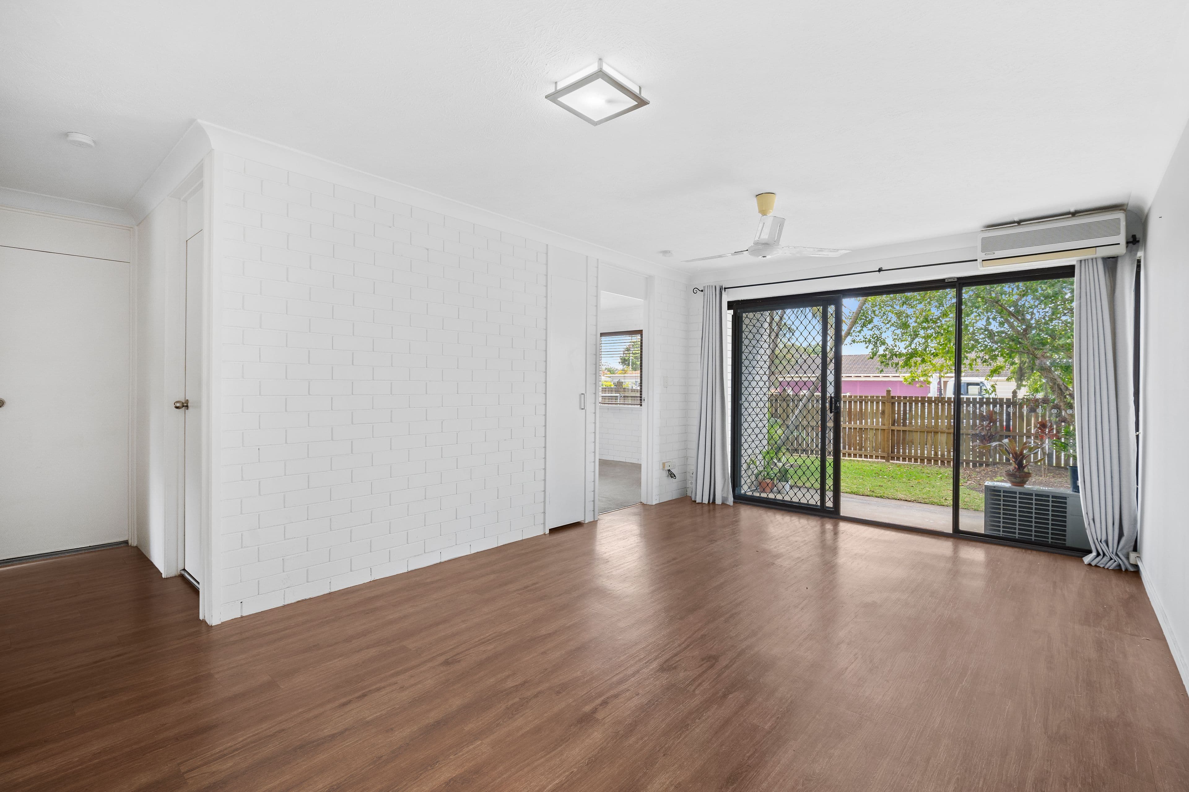 10 Oceanic Drive, Mermaid Waters QLD 4218, Mermaid Waters - Thumbnail 2