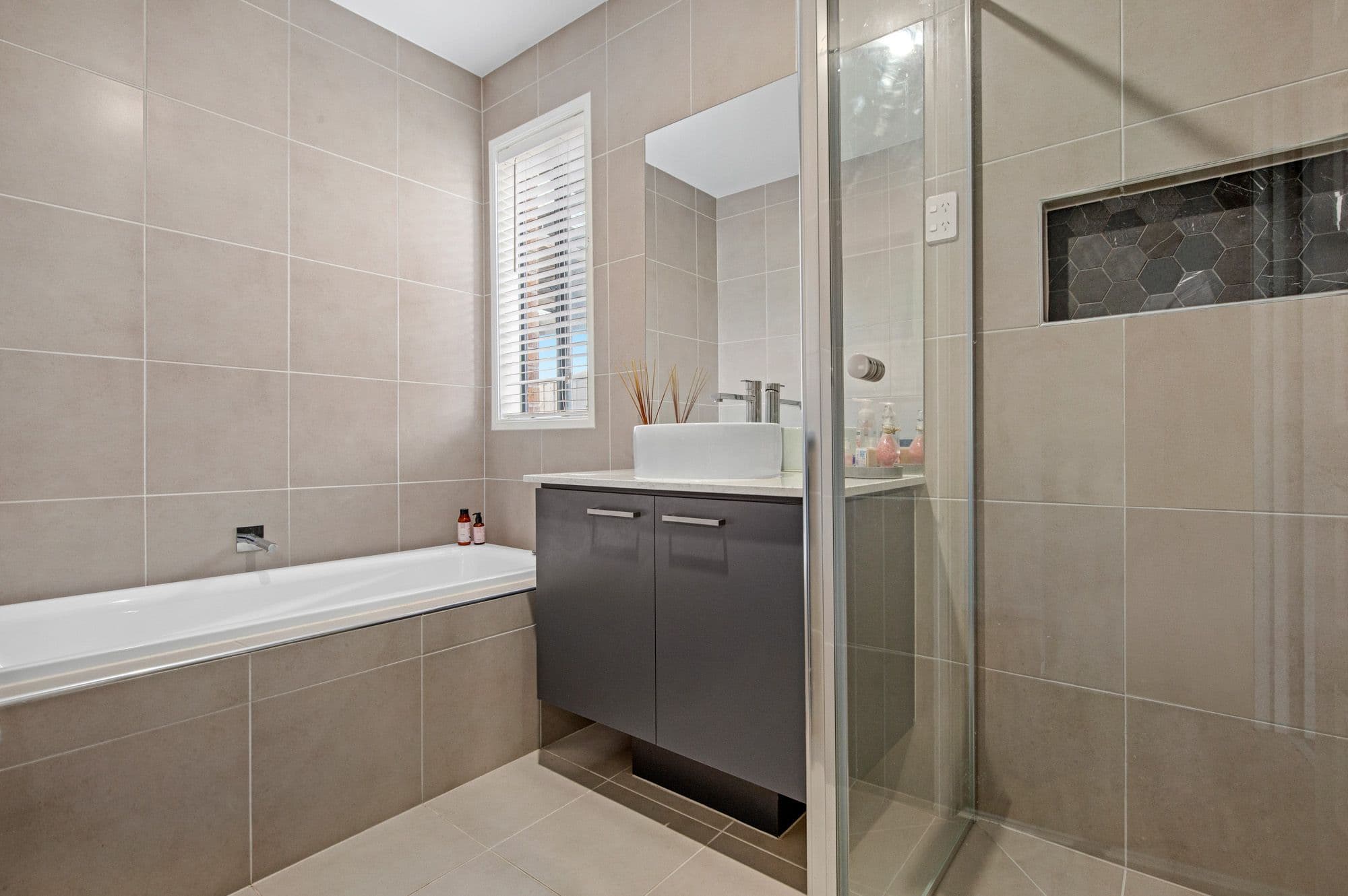 24 Teller Street, Tarneit VIC 3029, Tarneit - Thumbnail 7