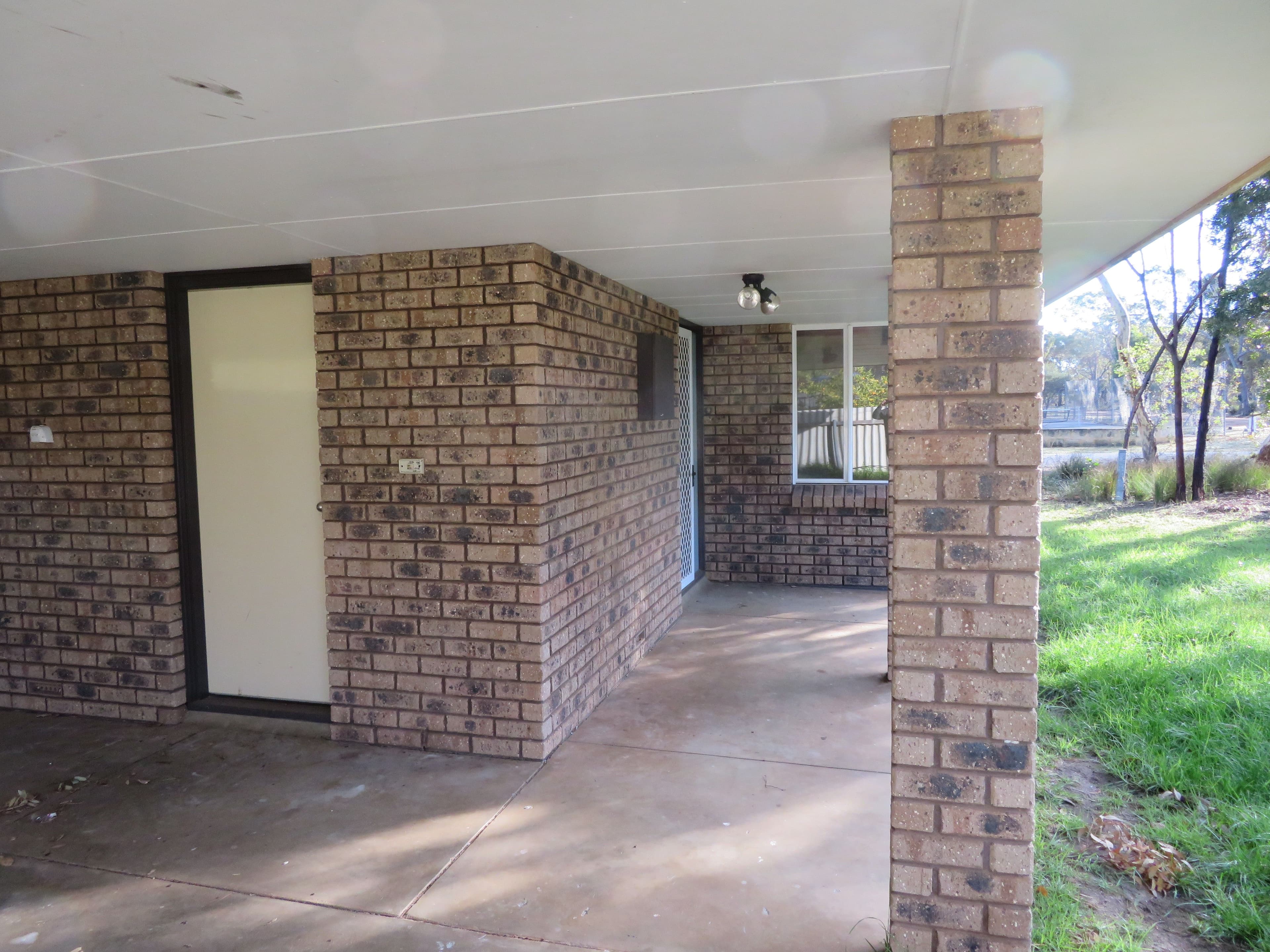 109 Seventh Avenue, KENDENUP WA 6323, Kendenup - Thumbnail 2