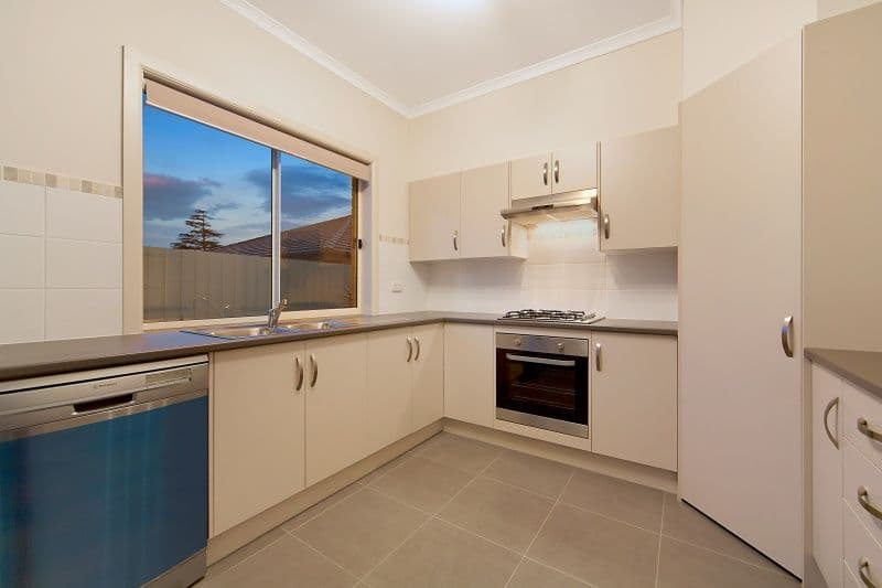 15 Chaucer Street, Clearview SA 5085, Clearview - Thumbnail 4