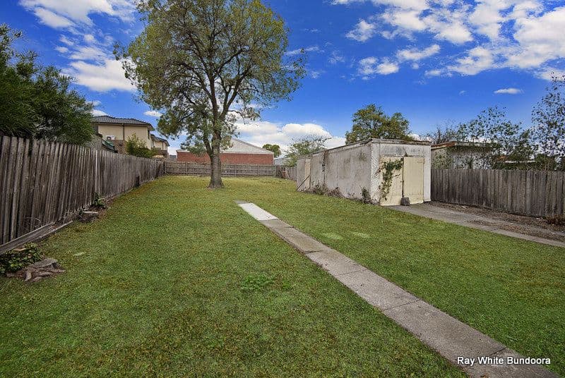 8 Cool Street, Reservoir VIC 3073, Reservoir - Thumbnail 3