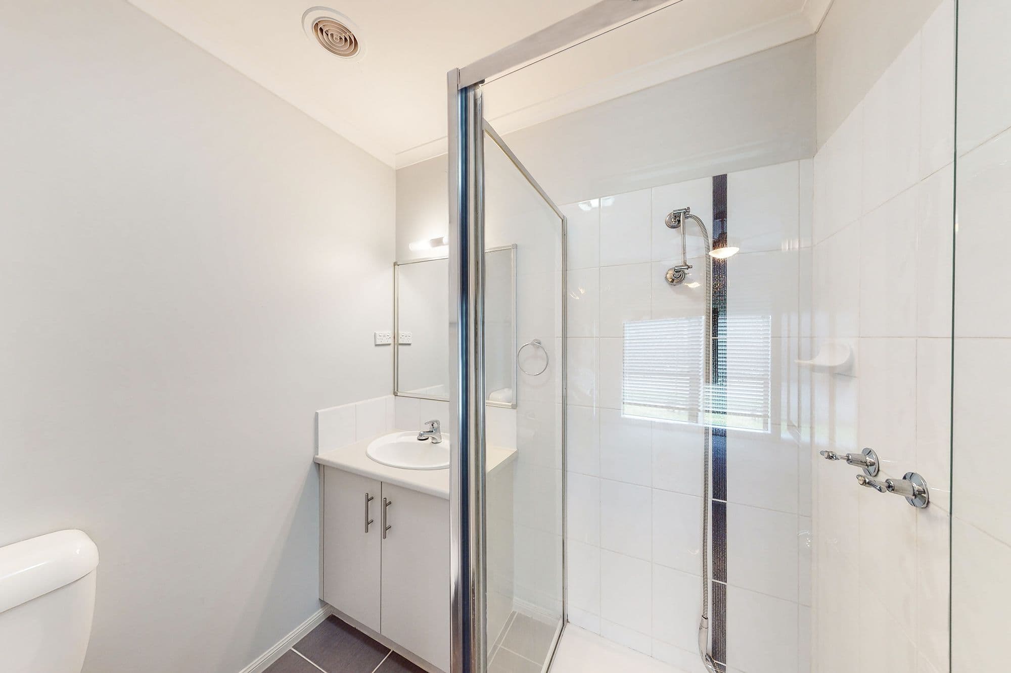15 Gum Nut Street, Longwarry VIC 3816, Longwarry - Thumbnail 7