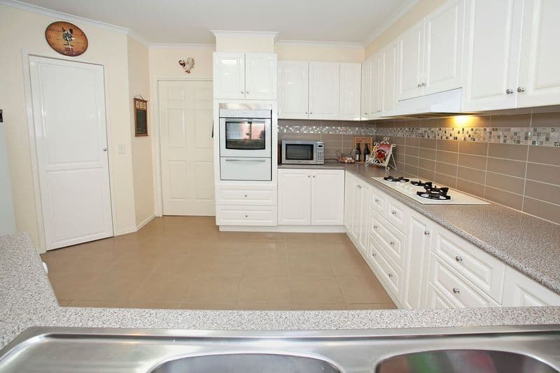 5 Shelley Close, GROVEDALE VIC 3216, Grovedale - Thumbnail 2