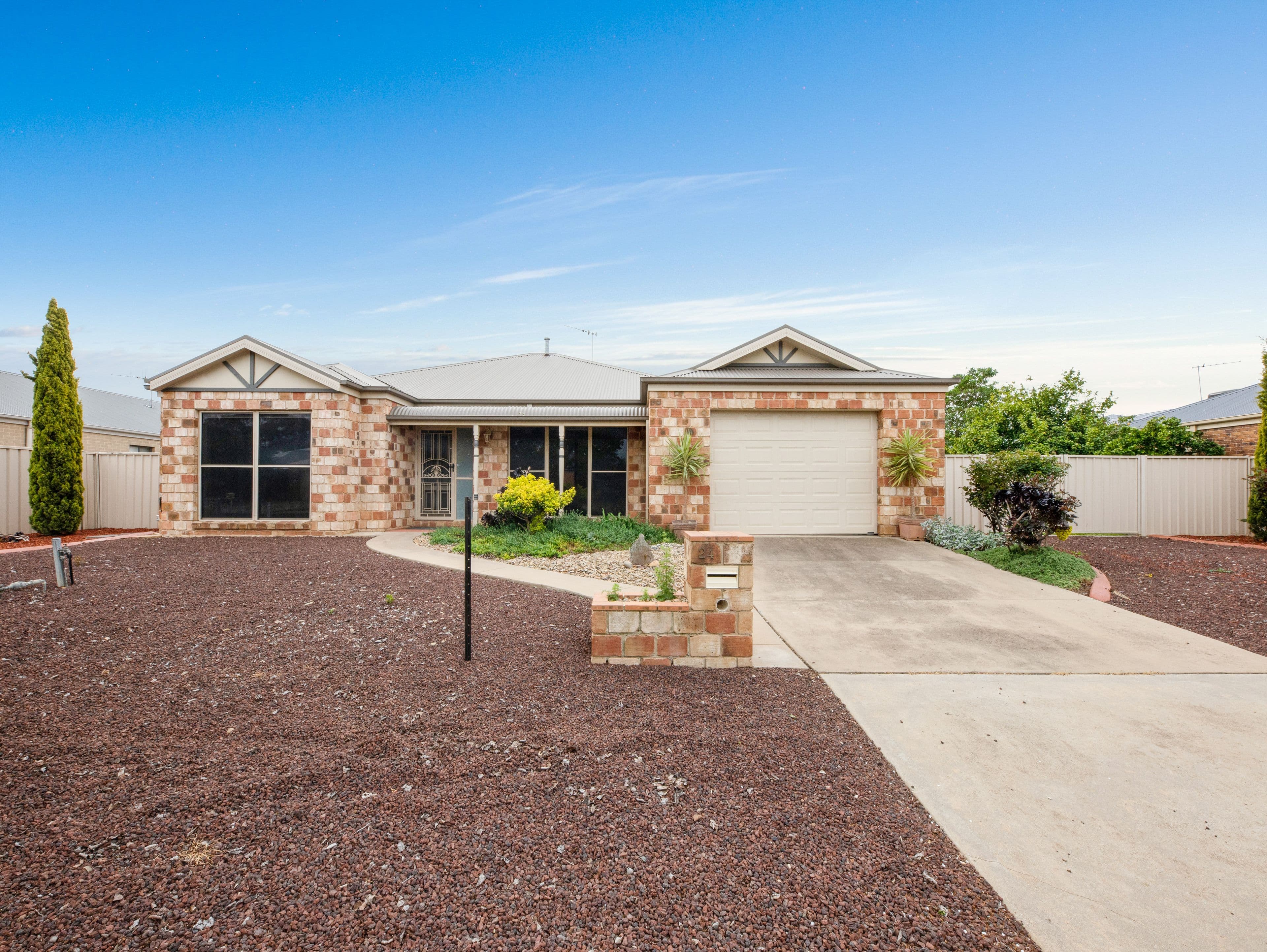 24 Zorro Drive, Yarrawonga VIC 3730, Yarrawonga - Image 1