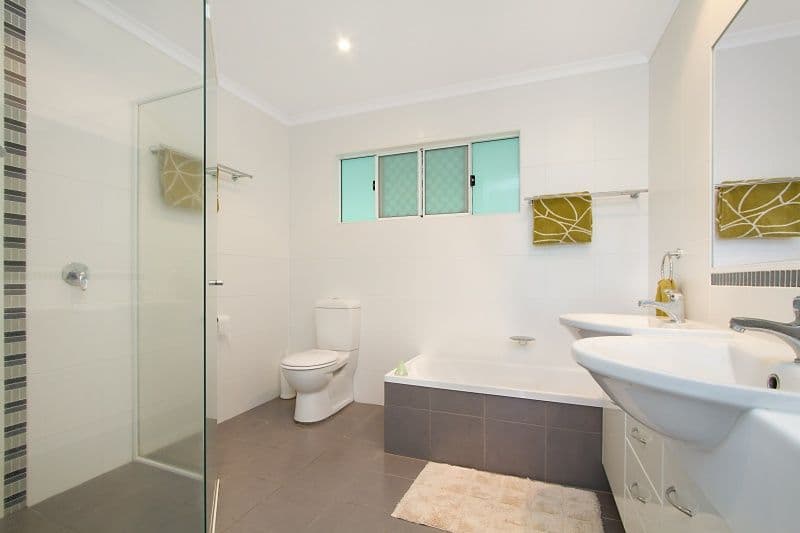 8 Old Ferry Road, MURWILLUMBAH NSW 2484, Murwillumbah - Thumbnail 3
