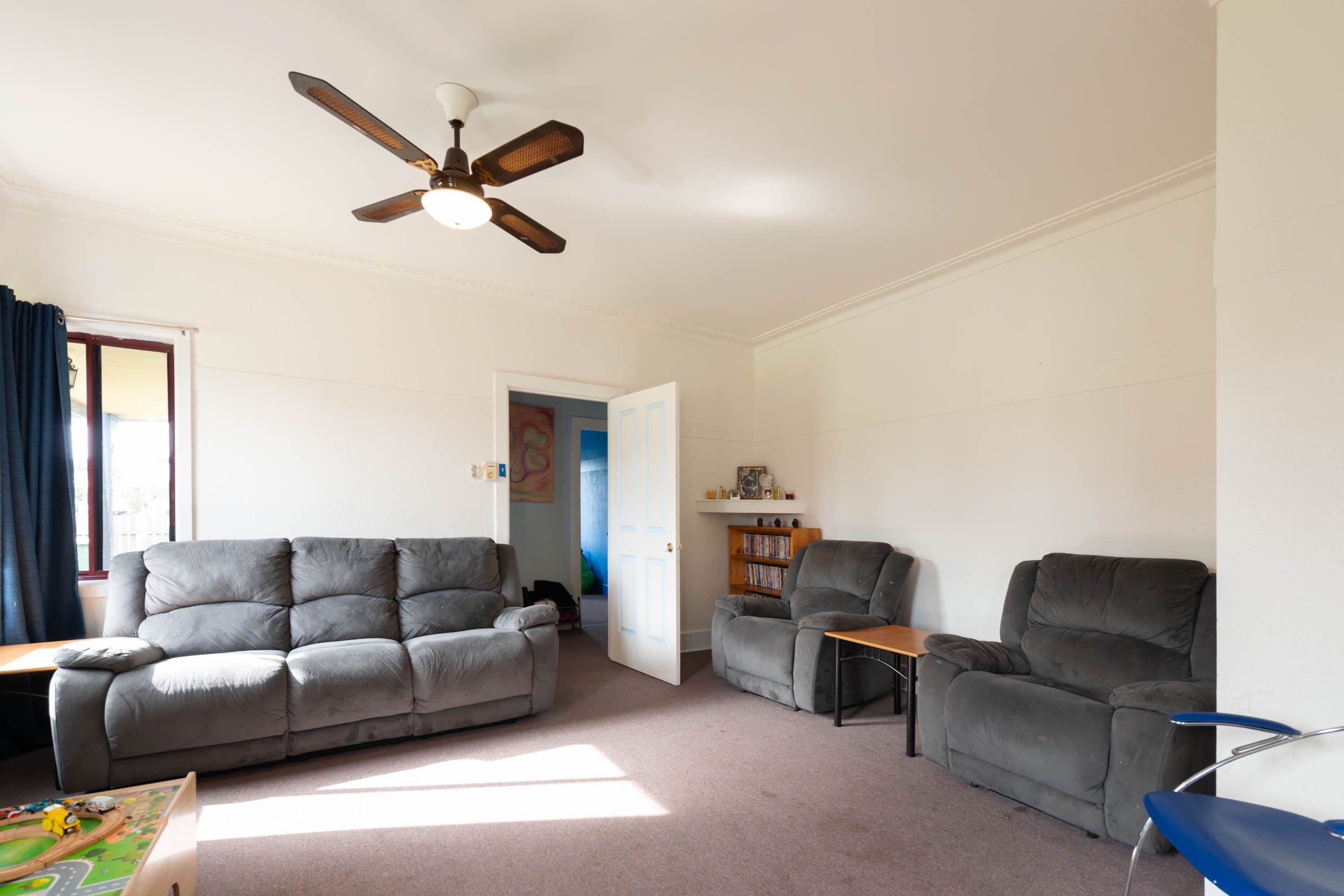 15 Caledonian Crescent, Wonthaggi VIC 3995, Wonthaggi - Thumbnail 2