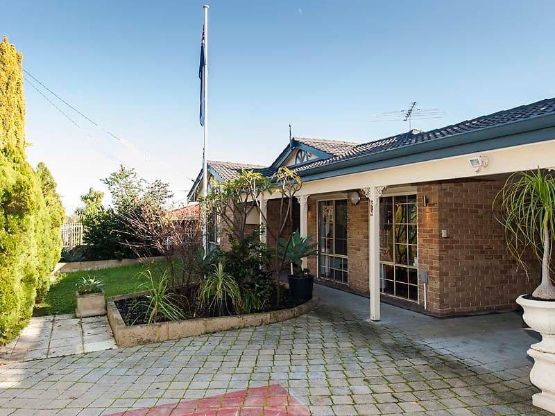 8 Kent Road, Marangaroo WA 6064, Marangaroo - Thumbnail 2