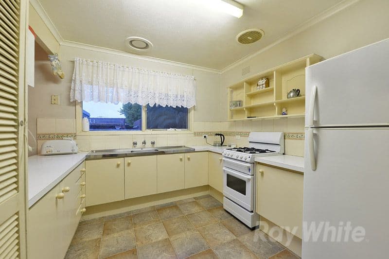 23 Piperita Road, FERNTREE GULLY VIC 3156, Ferntree Gully - Thumbnail 2
