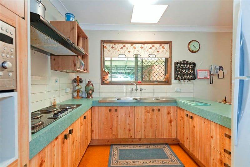 28 Shepherdson Street, CAPALABA QLD 4157, Capalaba - Thumbnail 3