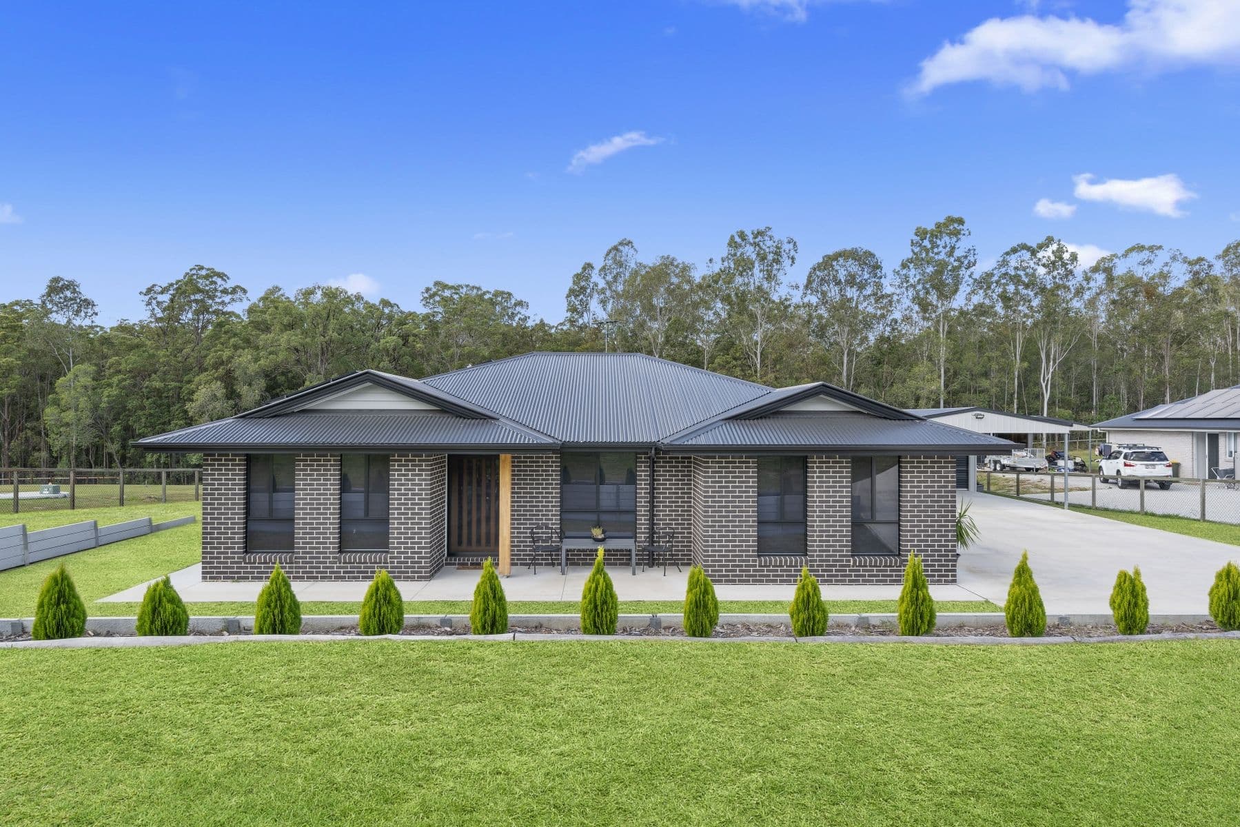 33 Twin Oaks Court, Woodford QLD 4514, Woodford - Thumbnail 2