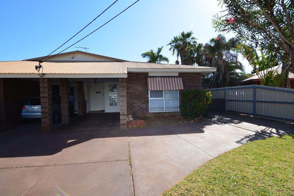 17A Castrini Crescent, Carnarvon WA 6701, Brockman - Image 1