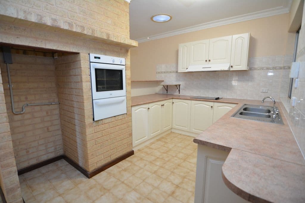 17A Castrini Crescent, Carnarvon WA 6701, Brockman - Thumbnail 2