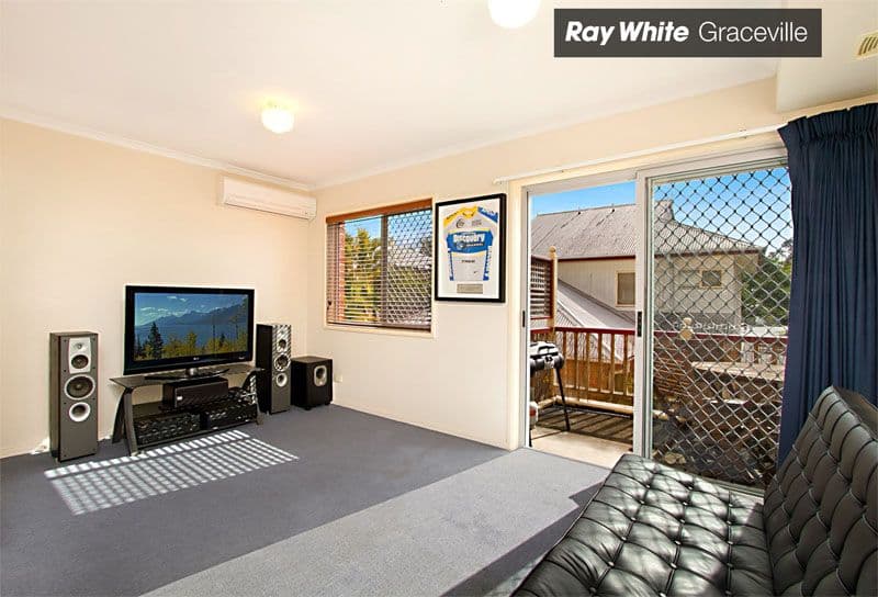 25 Grosvenor Street, YEERONGPILLY QLD 4105, Yeerongpilly - Image 1