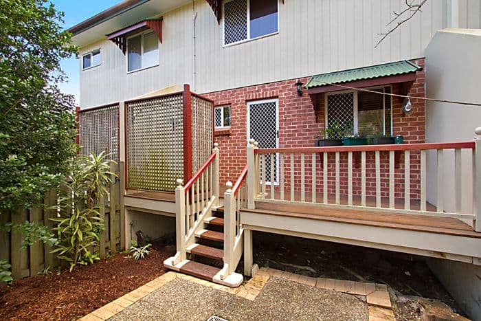 25 Grosvenor Street, YEERONGPILLY QLD 4105, Yeerongpilly - Thumbnail 2