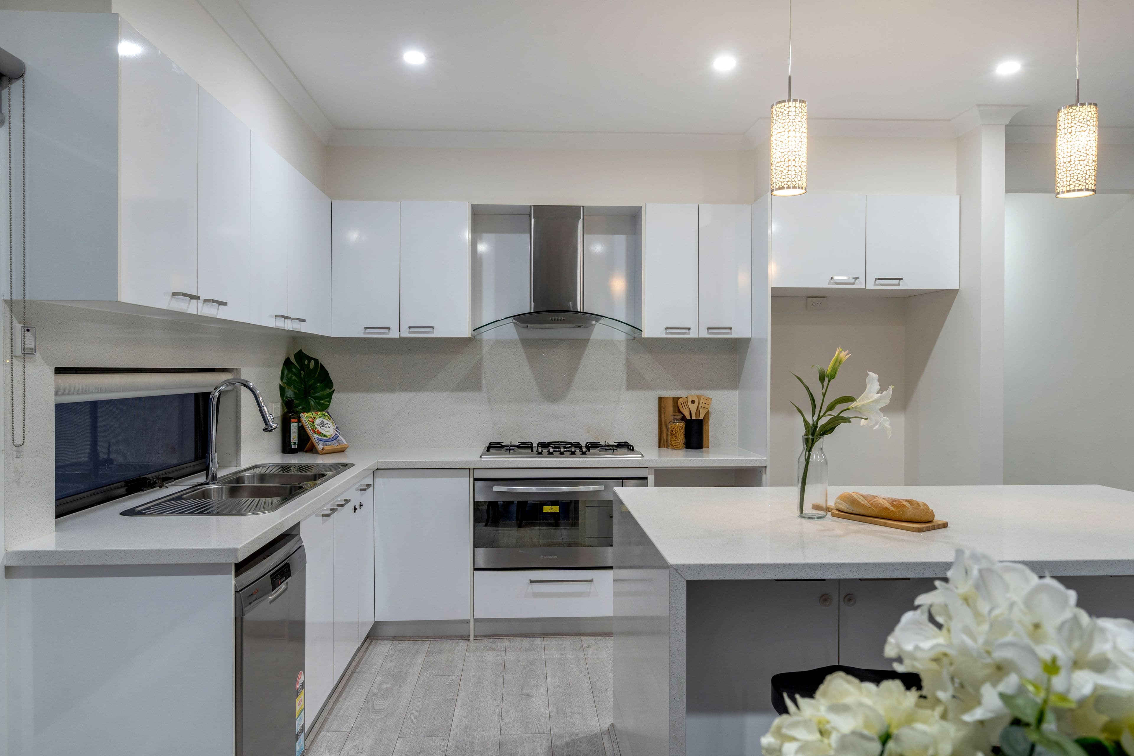 16 Burrows Place, Craigieburn VIC 3064, Craigieburn - Thumbnail 7