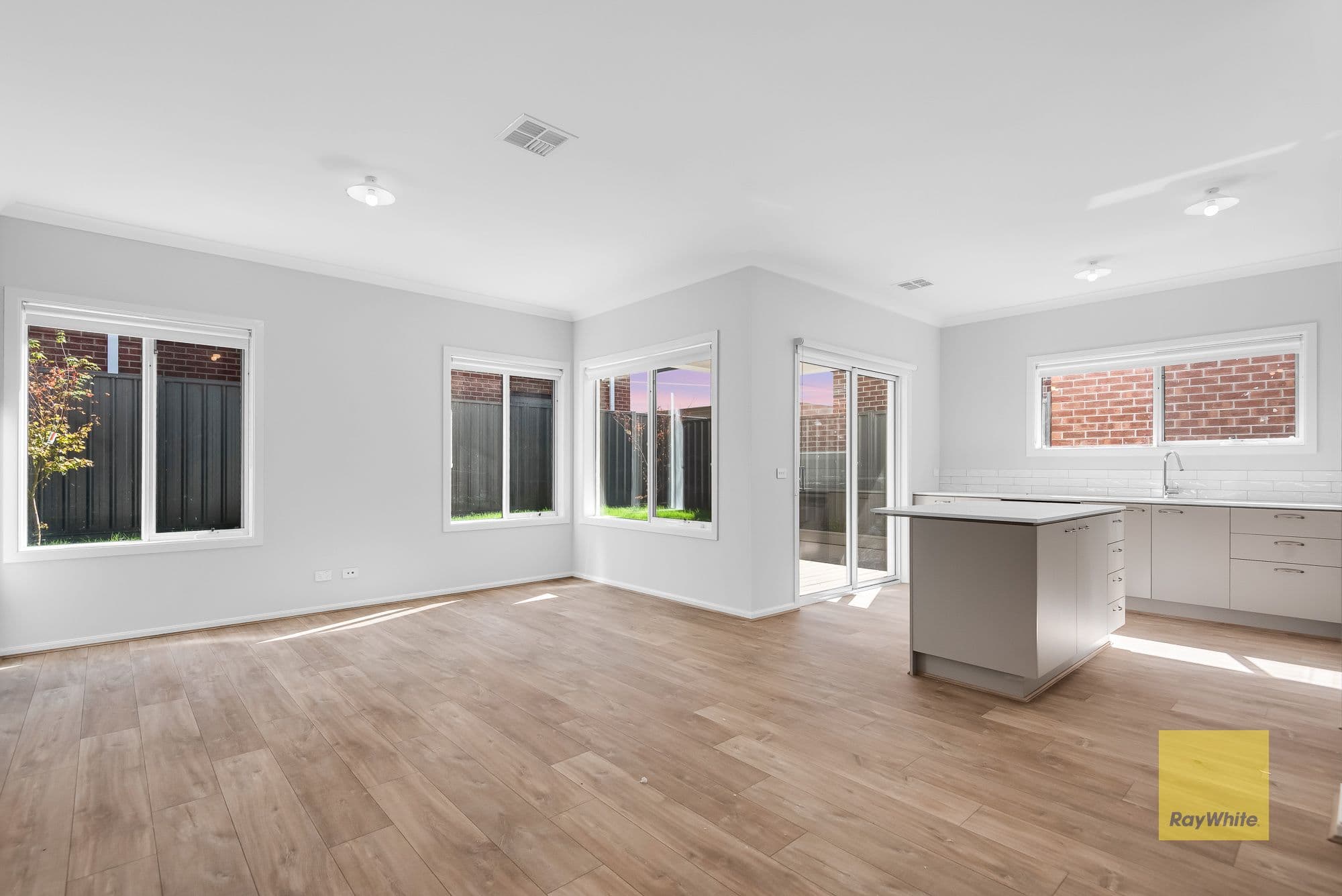 22 Himalayas Street, Truganina VIC 3029, Truganina - Thumbnail 5