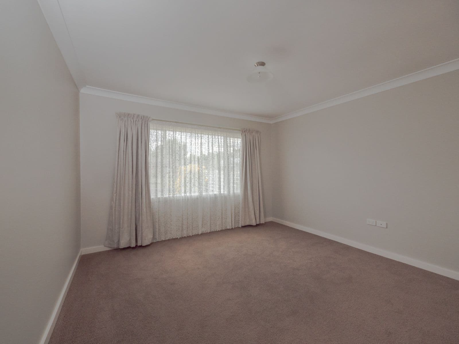 9 Holmes Avenue, Armidale - Thumbnail 6
