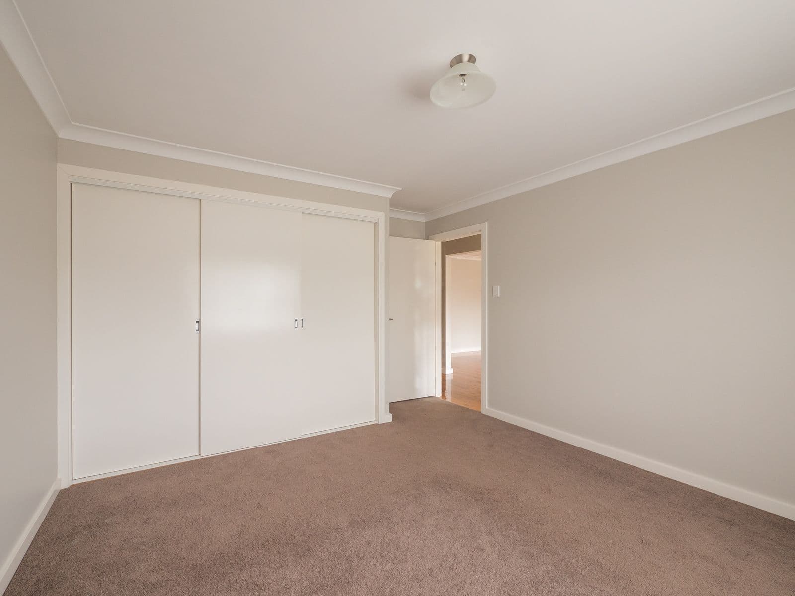 9 Holmes Avenue, Armidale - Thumbnail 7