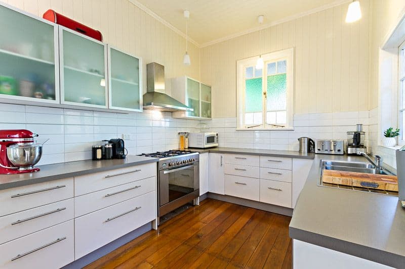 15 Beatrice Street, BARDON QLD 4065, Bardon - Thumbnail 4