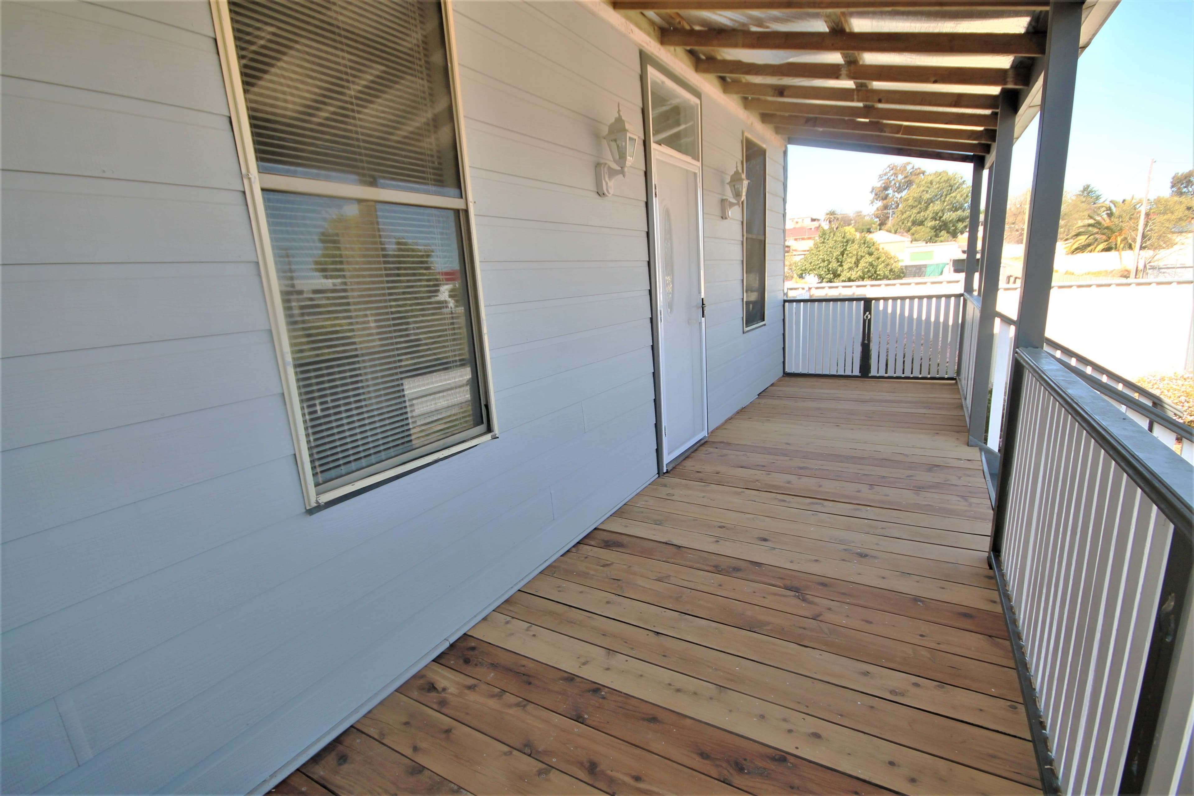 72 Edwards Street, Young - Thumbnail 3