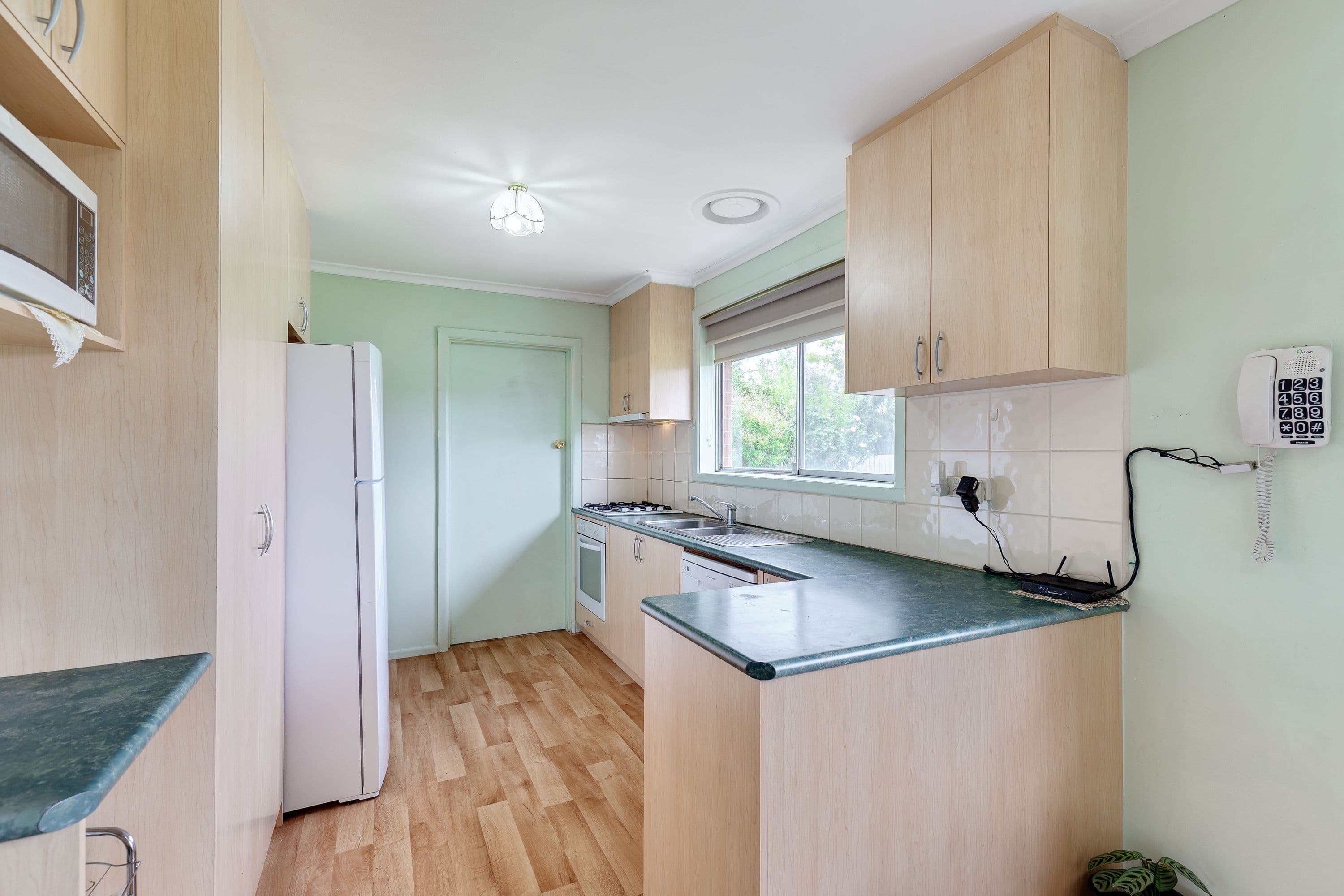 13 Delmare Street, Lalor VIC 3075, Lalor - Thumbnail 2