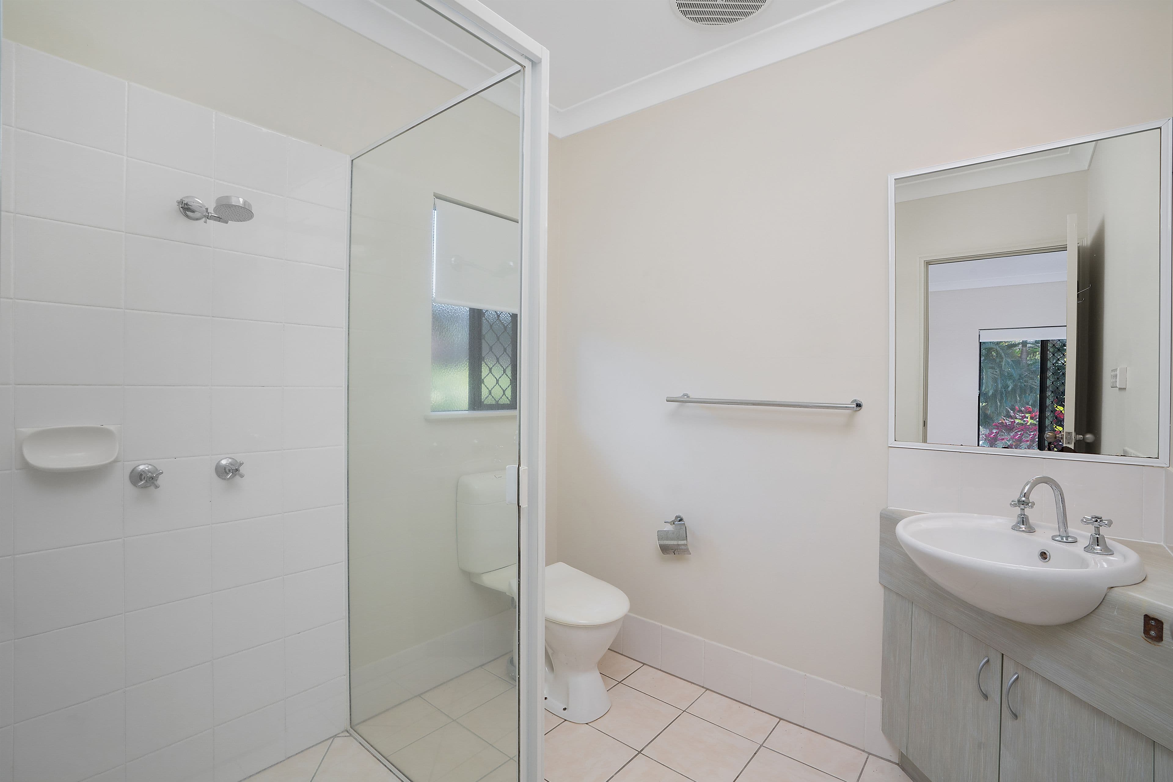 13 Surtees Close, Bentley Park QLD 4869, Bentley Park - Thumbnail 8