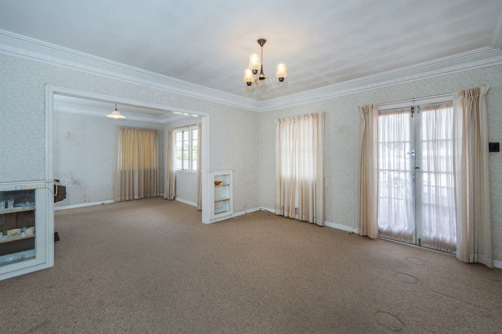 93 Galsworthy Street, Holland Park West QLD 4121, Holland Park West - Thumbnail 2