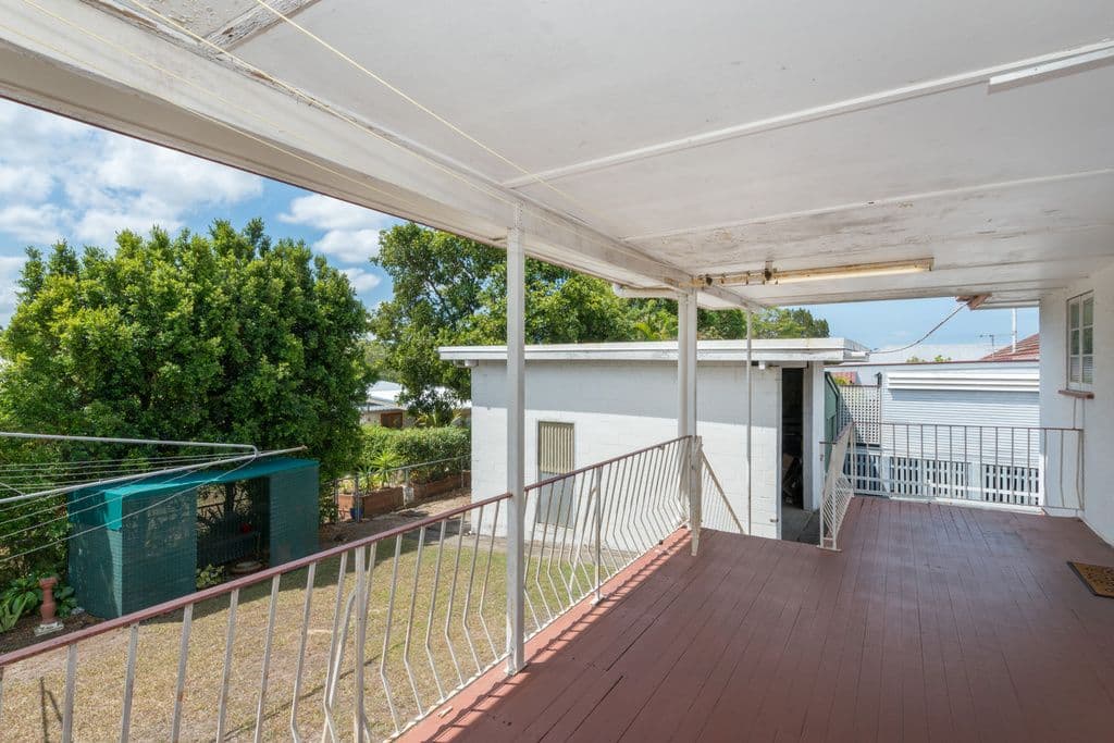 93 Galsworthy Street, Holland Park West QLD 4121, Holland Park West - Thumbnail 5