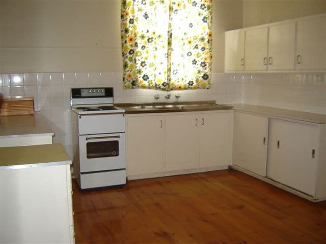 29 Leslie Street, MURRAY BRIDGE SA 5253, Murray Bridge - Thumbnail 2